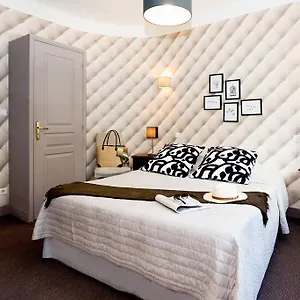 Logis La Magnanerie - Cote Bistro 3*, Aubignosc Франция