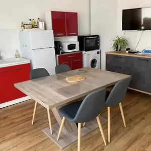 Joli T2 Dans Maison De Village Apartamento Chateauroux-les-Alpes