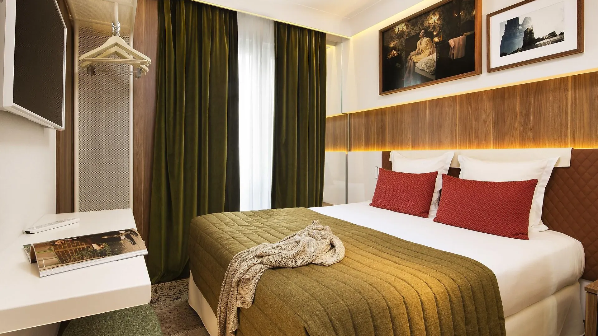 Hotel Eiffel Turenne Париж Франция