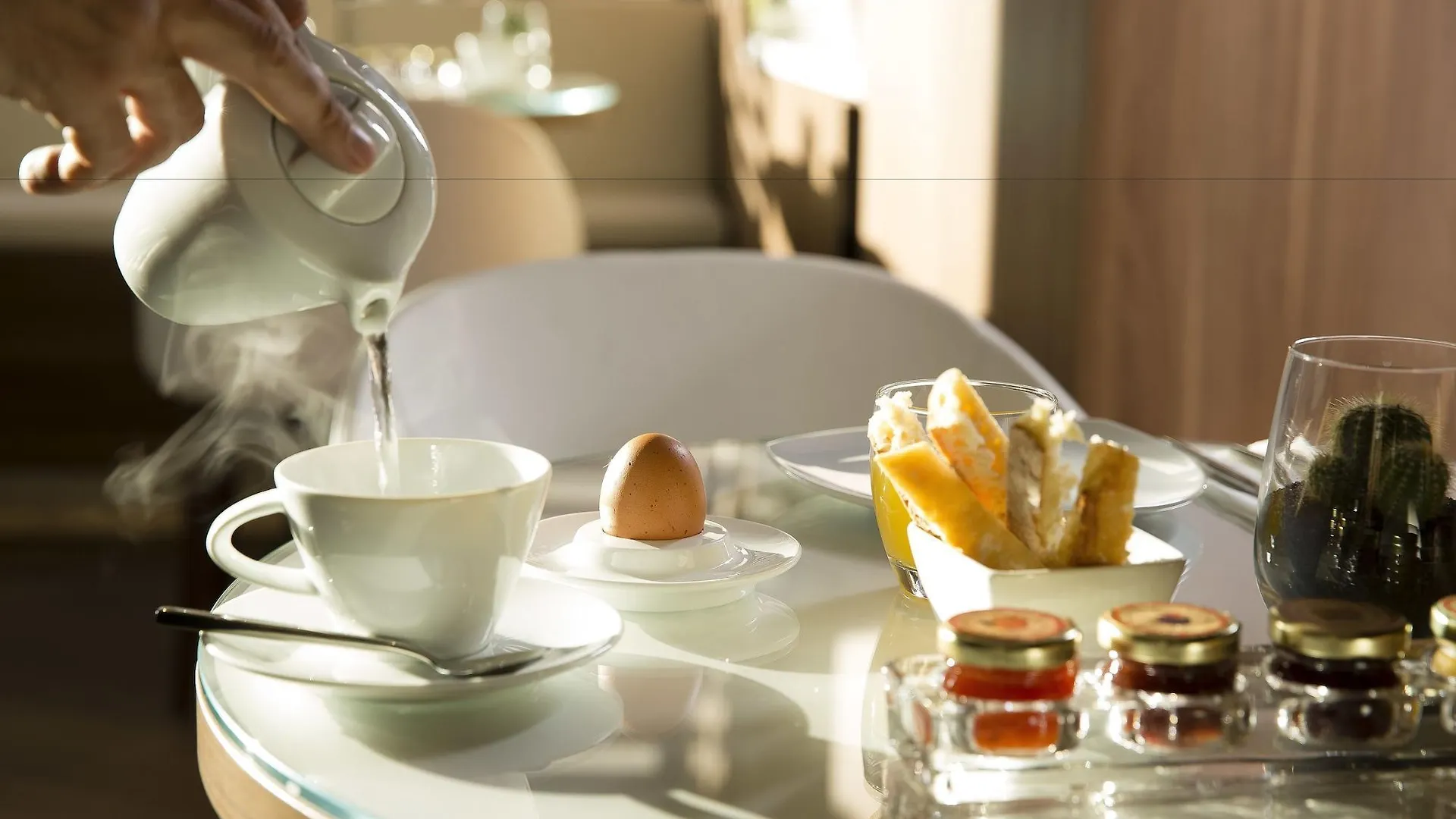 Hotel Eiffel Turenne Париж