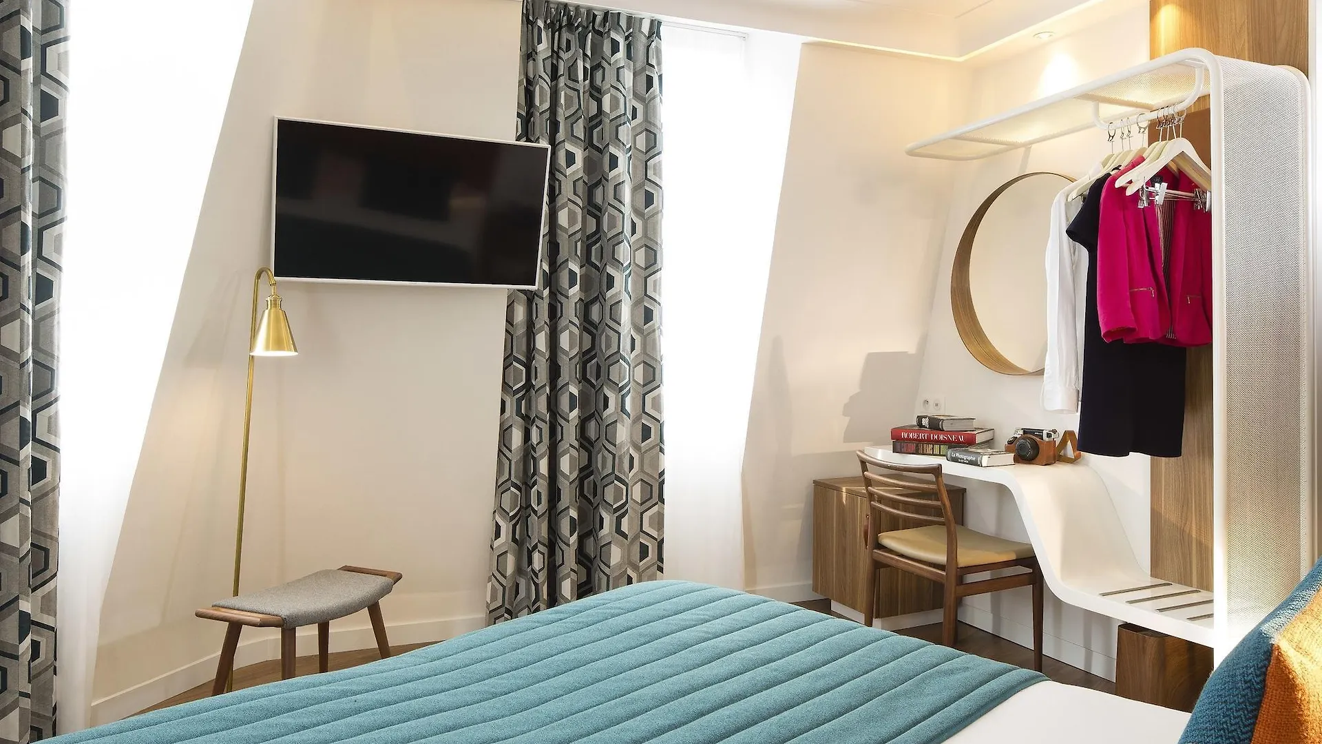 Hotel Eiffel Turenne Париж Франция