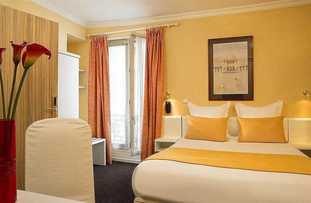 Hotel Eiffel Turenne Париж