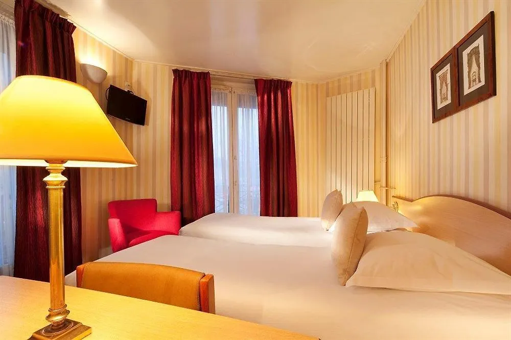 Hotel Eiffel Turenne Париж